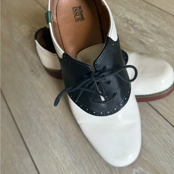 Leather School Issue saddle shoes. 1950s costume. Grease musical. Like new - Picture 4 of 9